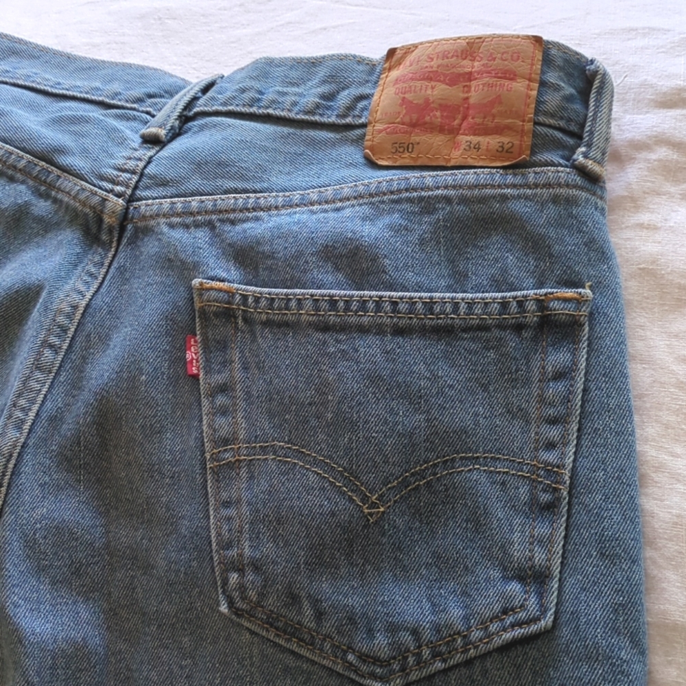 Levi's 550 Blue Jeans